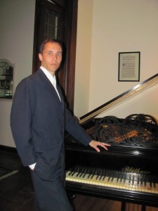 Juan Cantore - piano