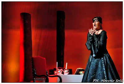 Anabella Carnevali como Eboli, en Don Carlo de VErdi en el Teatro Coliseo de Buenos Aires 2014. Foto Marcelo Solís